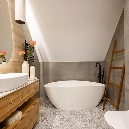 Salamandra Senselle & Вилла *