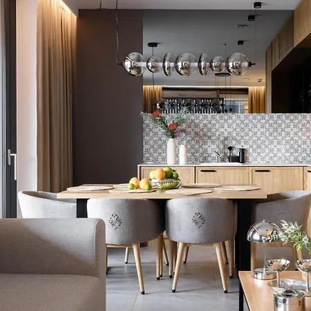 Salamandra Senselle & Вилла *